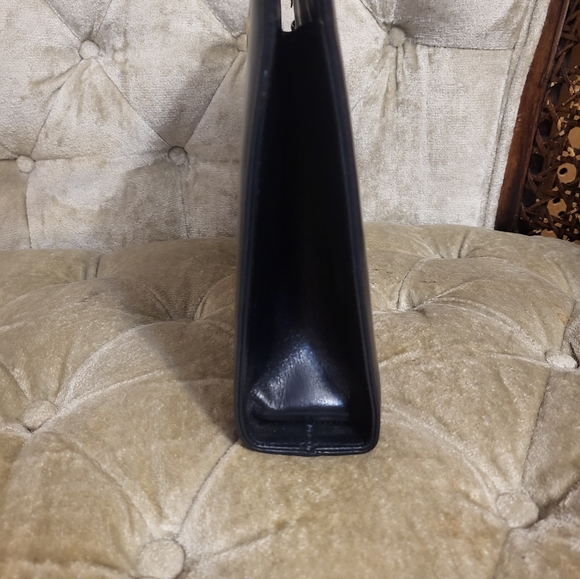 (SOLD)Authentic Salvatore Ferragamo 2 way  bag .(cluctch/crossbody bag) - Picture 6 of 8